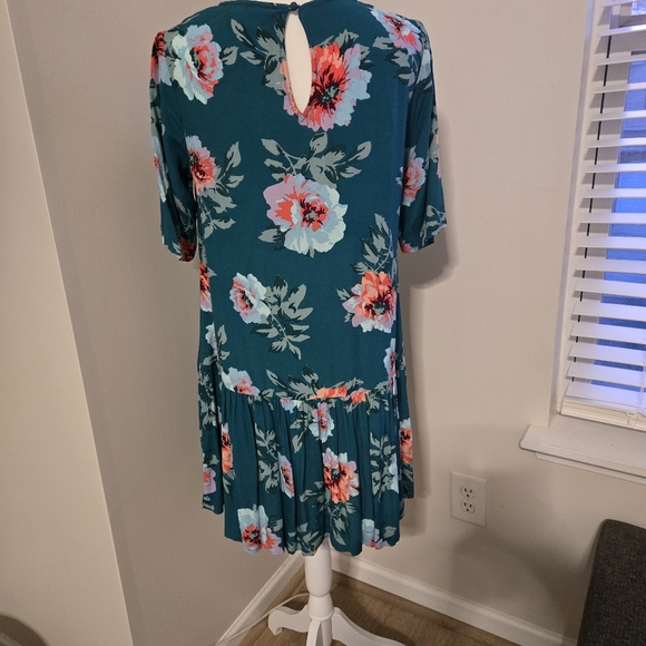 MINK PINK Sz S Tropical inspired S/Sl drop waist ruffle hem floral summer dress - Picture 9 of 10
